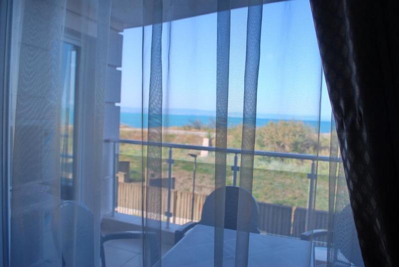 Arizona Del Mar Apartment Поморие Екстериор снимка