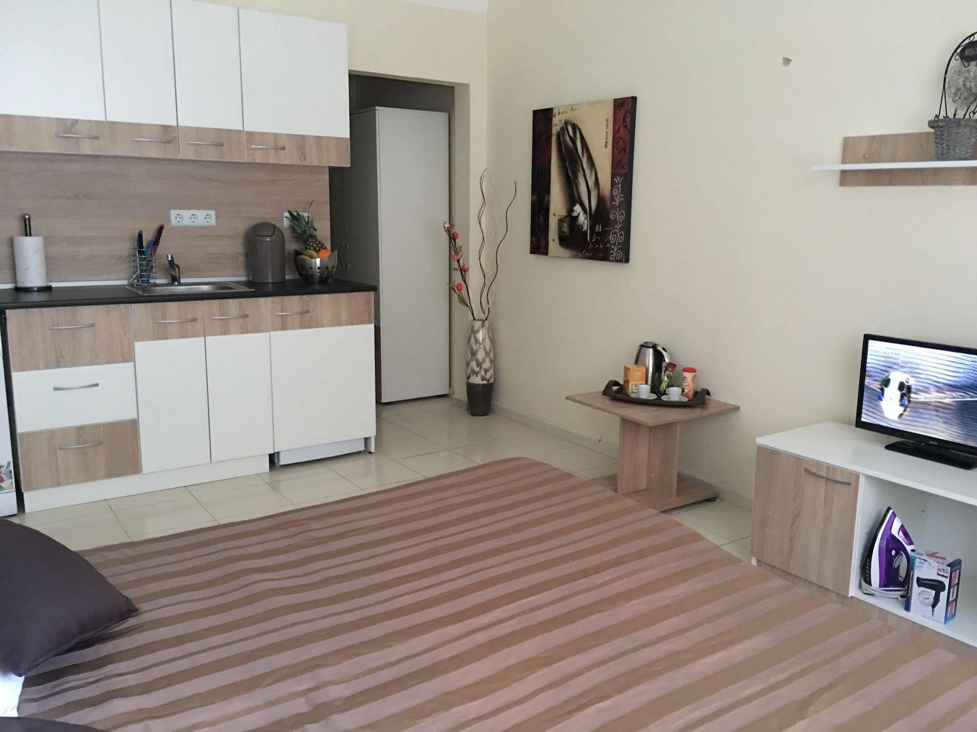 Arizona Del Mar Apartment Поморие Екстериор снимка