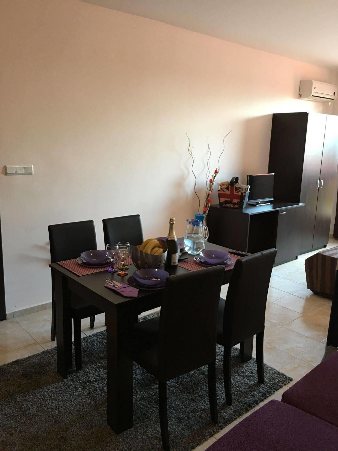 Arizona Del Mar Apartment Поморие Екстериор снимка