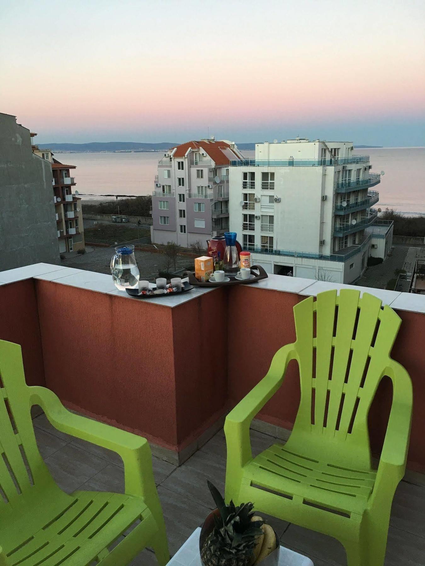 Arizona Del Mar Apartment Поморие Екстериор снимка